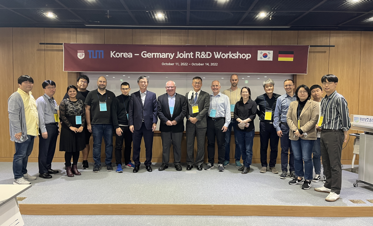 Participants (CIOT Security, Fraunhofer AISEC, Korea University, Siemens, SMRA, TRUMPF, and WAEM) of the workshop at Korea University&rsquo;s School of Cyber Security in Seoul.